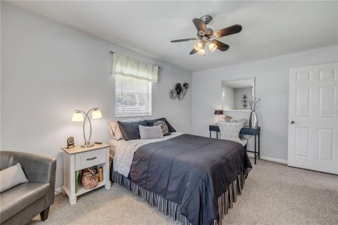 House in Edgewater, Florida 4 bedrooms, 187.85 sq.m. № 2137705 - photo 29
