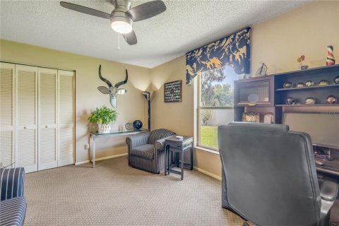 House in Edgewater, Florida 4 bedrooms, 187.85 sq.m. № 2137705 - photo 24