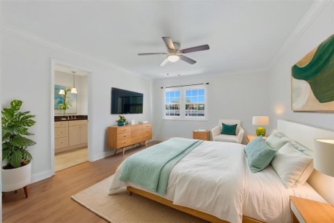 Condo in Belleair, Florida, 2 bedrooms № 2166789 - photo 11