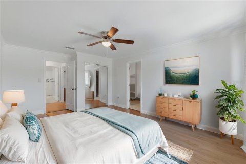 Condo in Belleair, Florida, 2 bedrooms № 2166789 - photo 12