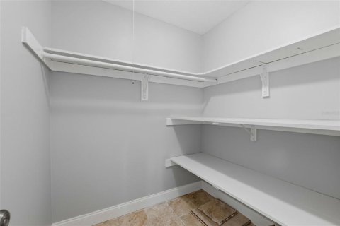 Condo in Belleair, Florida, 2 bedrooms № 2166789 - photo 15