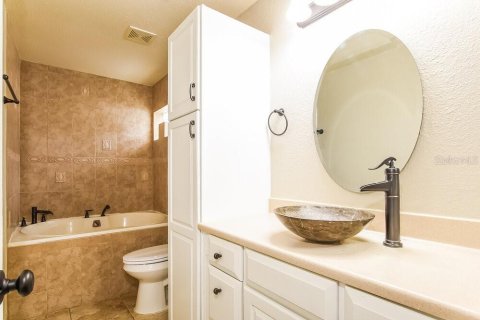 Villa ou maison à louer à Orlando, Floride: 3 chambres, 134.43 m2 № 2345610 - photo 11