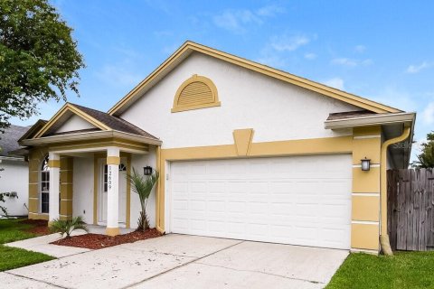 Villa ou maison à louer à Orlando, Floride: 3 chambres, 134.43 m2 № 2345610 - photo 3