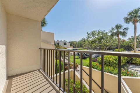Condo in Saint Petersburg, Florida, 2 bedrooms  № 1644056 - photo 10