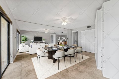 Condo in Saint Petersburg, Florida, 2 bedrooms  № 1644056 - photo 5