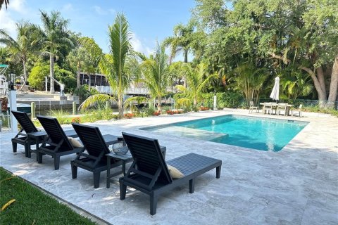 House in Sarasota, Florida 3 bedrooms, 175.4 sq.m. № 2259554