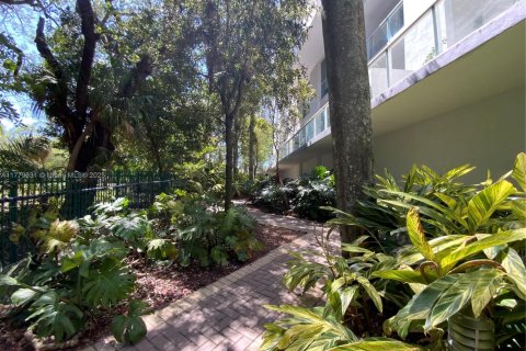 Купить кондоминиум в Майами, Флорида 1 спальня, 86.86м2, № 1711687 - фото 29