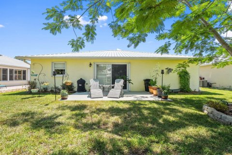 Villa ou maison à vendre à St. Lucie, Floride: 2 chambres, 105.44 m2 № 2187582 - photo 21