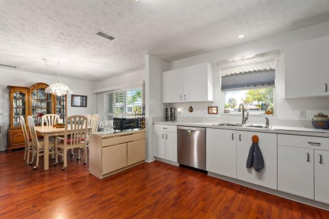 Villa ou maison à vendre à St. Lucie, Floride: 2 chambres, 105.44 m2 № 2187582 - photo 10