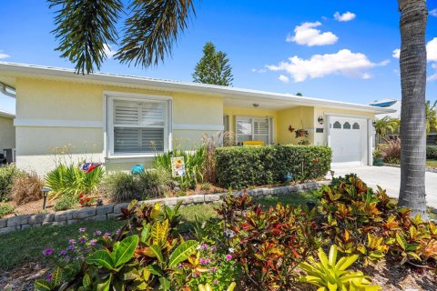 Villa ou maison à vendre à St. Lucie, Floride: 2 chambres, 105.44 m2 № 2187582 - photo 3
