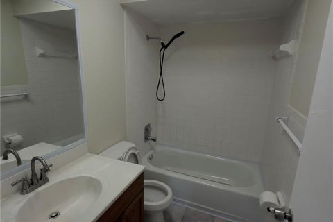 Apartment in Clearwater, Florida 3 bedrooms, 131.55 sq.m. № 2376664 - photo 13