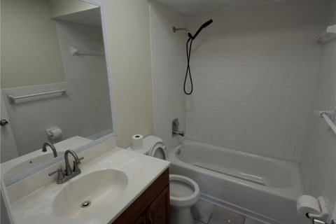 Apartment in Clearwater, Florida 3 bedrooms, 131.55 sq.m. № 2376664 - photo 12