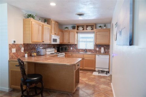 Casa en venta en Palm Harbor, Florida, 2 dormitorios, 87.14 m2 № 2209258 - foto 7