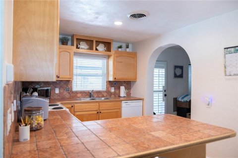 Casa en venta en Palm Harbor, Florida, 2 dormitorios, 87.14 m2 № 2209258 - foto 8