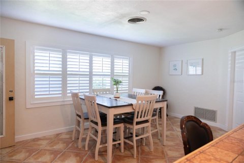 Casa en venta en Palm Harbor, Florida, 2 dormitorios, 87.14 m2 № 2209258 - foto 10