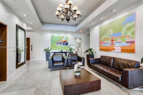 Купить кондоминиум в Корал-Гейблс, Флорида 2 спальни, 109.72м2, № 1988500 - фото 30