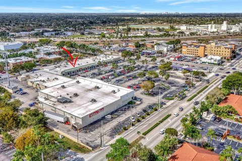 Propiedad comercial en venta en Miami, Florida № 1962326 - foto 16