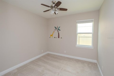 House in Apopka, Florida 3 bedrooms, 209.96 sq.m. № 1904987 - photo 12