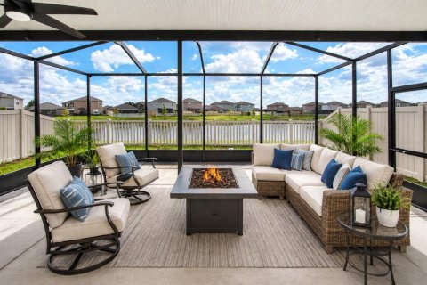 House in Sun City Center, Florida 3 bedrooms, 134.8 sq.m. № 2201714 - photo 4