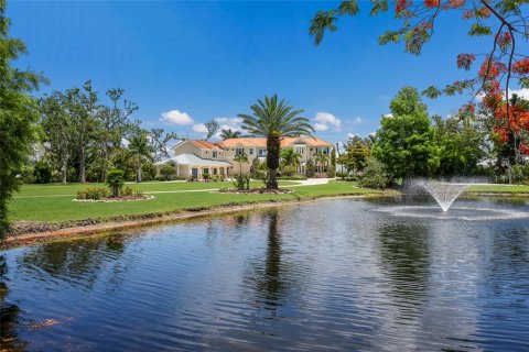 Casa en venta en Bradenton, Florida, 6 dormitorios, 651.9 m2 № 2206702 - foto 4