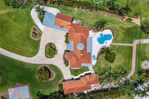 Casa en venta en Bradenton, Florida, 6 dormitorios, 651.9 m2 № 2206702 - foto 7