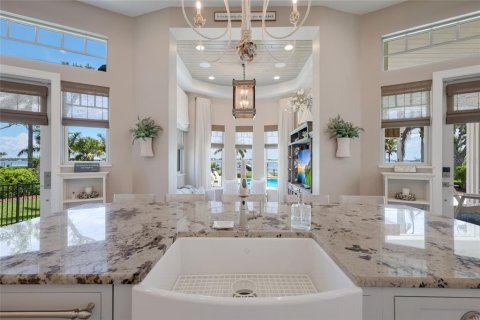 Casa en venta en Bradenton, Florida, 6 dormitorios, 651.9 m2 № 2206702 - foto 20
