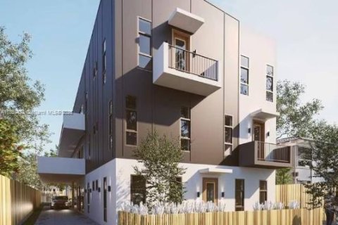 Propiedad comercial en Miami, Florida № 2037625