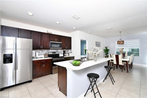 Villa ou maison à vendre à Cape Coral, Floride: 3 chambres № 1833953 - photo 12