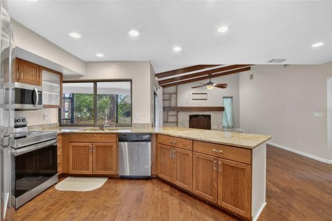 Casa en venta en Plant City, Florida, 4 dormitorios, 177.16 m2 № 2156249 - foto 4