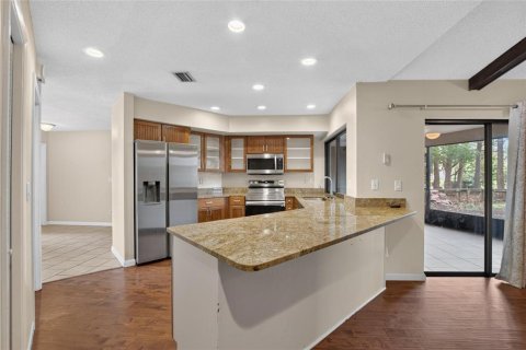 Casa en venta en Plant City, Florida, 4 dormitorios, 177.16 m2 № 2156249 - foto 3