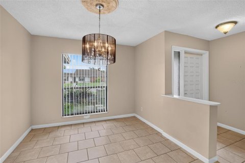 Casa en venta en Plant City, Florida, 4 dormitorios, 177.16 m2 № 2156249 - foto 2