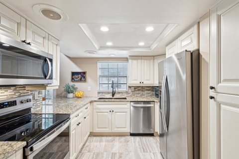 Condominio en venta en Saint Petersburg, Florida, 2 dormitorios, 139.35 m2 № 1688031 - foto 5