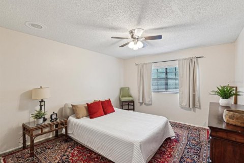 Condominio en venta en Saint Petersburg, Florida, 2 dormitorios, 139.35 m2 № 1688031 - foto 11
