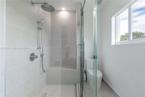 Купить таунхаус в Форт-Лодердейл, Флорида 3 спальни, 208.94м2, № 2435697 - фото 14