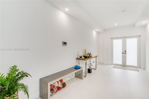 Купить таунхаус в Форт-Лодердейл, Флорида 3 спальни, 208.94м2, № 2435697 - фото 9