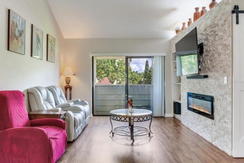 Condo in Tampa, Florida, 2 bedrooms  № 1894475 - photo 4