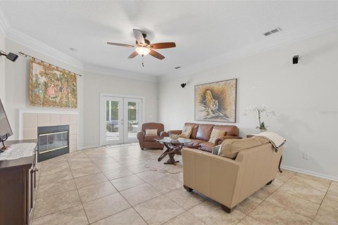 House in Palm Coast, Florida 4 bedrooms, 214.23 sq.m. № 1902722 - photo 12
