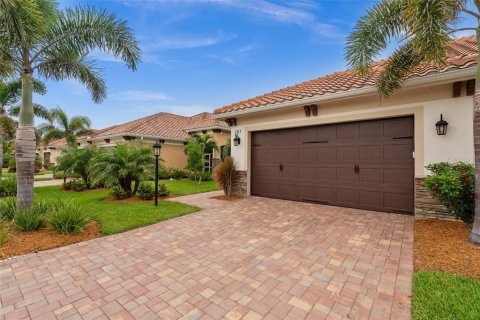 House in Venice, Florida 2 bedrooms, 139.45 sq.m. № 2234080 - photo 3