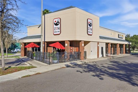 Commercial property in Gainesville, Florida 334.45 sq.m. № 2421591