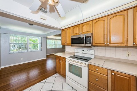 Villa ou maison à vendre à Saint Petersburg, Floride: 3 chambres, 134.52 m2 № 2142080 - photo 16