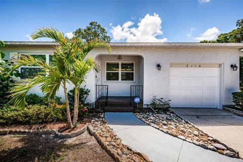 Villa ou maison à vendre à Saint Petersburg, Floride: 3 chambres, 134.52 m2 № 2142080 - photo 2