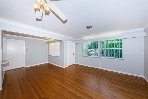 Villa ou maison à vendre à Saint Petersburg, Floride: 3 chambres, 134.52 m2 № 2142080 - photo 7