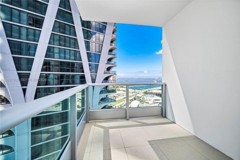 Condominio en venta en Miami, Florida, 1 dormitorio, 95.78 m2 № 2057407 - foto 24
