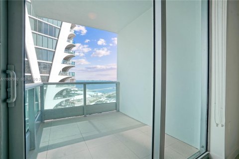 Condominio en venta en Miami, Florida, 1 dormitorio, 95.78 m2 № 2057407 - foto 25
