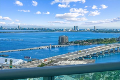 Condominio en venta en Miami, Florida, 1 dormitorio, 95.78 m2 № 2057407 - foto 2