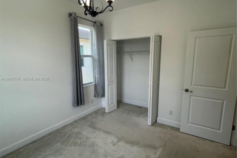Townhouse in Lake Worth, Florida 3 bedrooms, 209.03 sq.m. № 2069663 - photo 30