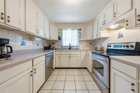 Villa ou maison à vendre à Geneva, Floride: 4 chambres, 176.51 m2 № 2235799 - photo 11