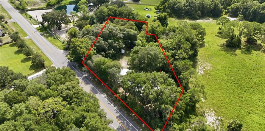 Villa ou maison à Geneva, Floride 4 chambres, 176.51 m2 № 2235799