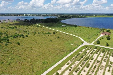 Terreno en venta en Avon Park, Florida № 1898585 - foto 4