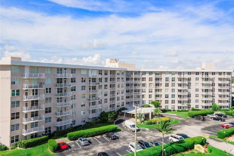 Condo in Boca Raton, Florida, 2 bedrooms  № 1920417 - photo 20
